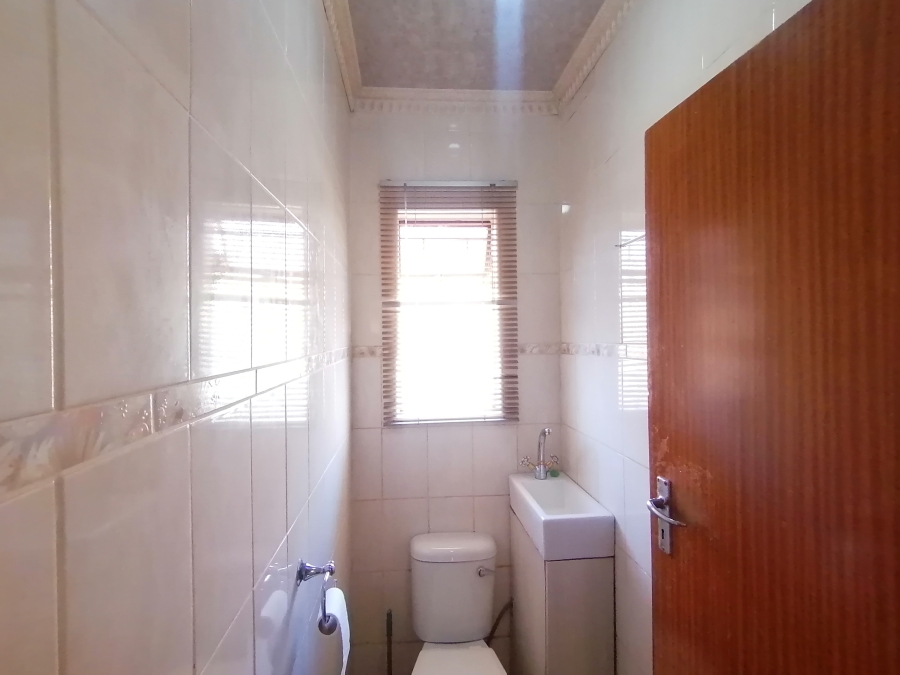 3 Bedroom Property for Sale in Kanana North West